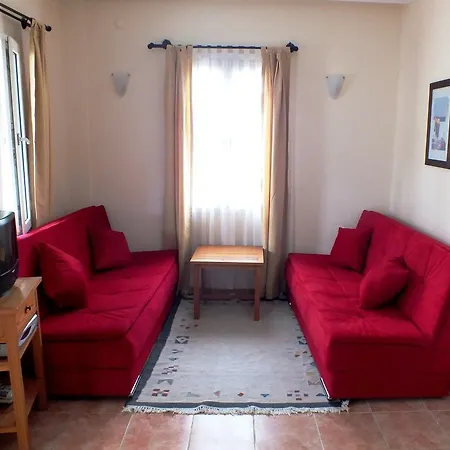 Ξενοδοχείο με διαμερίσματα Kaynak Apart *